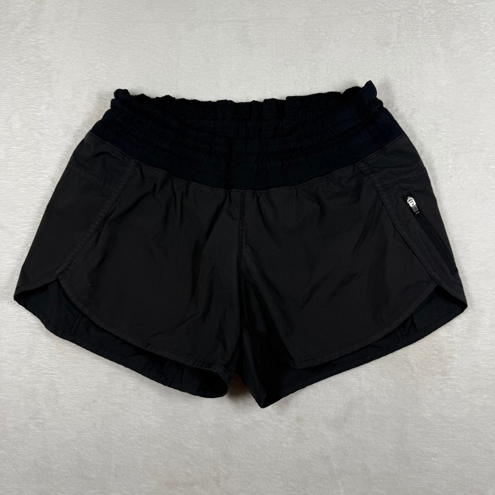 Lululemon Tracker Short V Black Athletic Running Shorts Size 6 Smocked Waist
